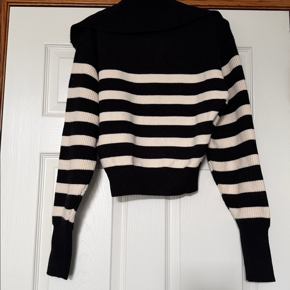 Zara Black and Cream Striped Zip Front Sweater M - Picture 3 of 4